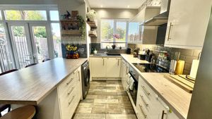 Photo 24- click for photo gallery